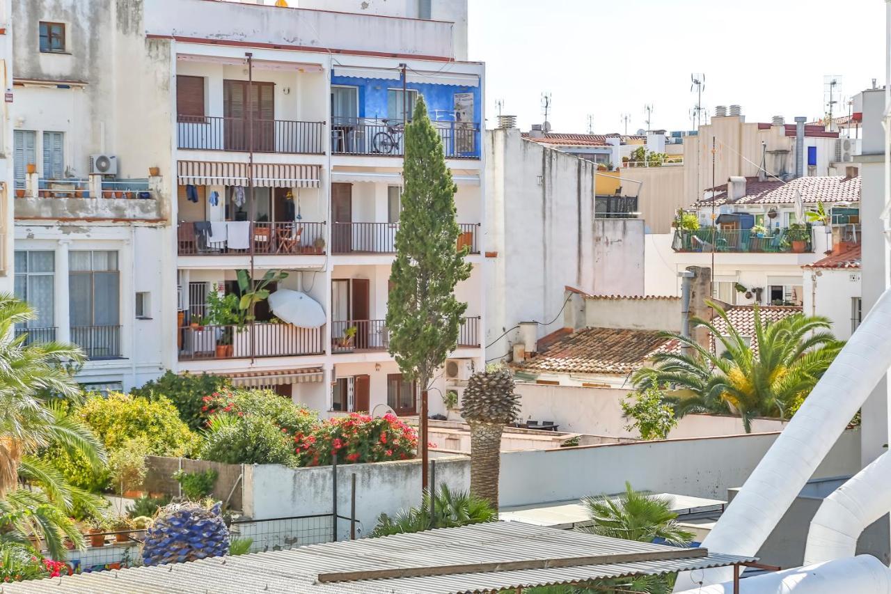 Ghat Apartments Montroig Sitges Exterior photo